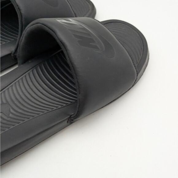Nike Victori One Men's Everyday Slide Sandals Logo Black Size US11 EU45 - Picture 13 of 13